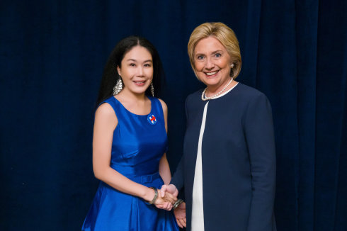 高娓娓:亲历希拉里私人见面会