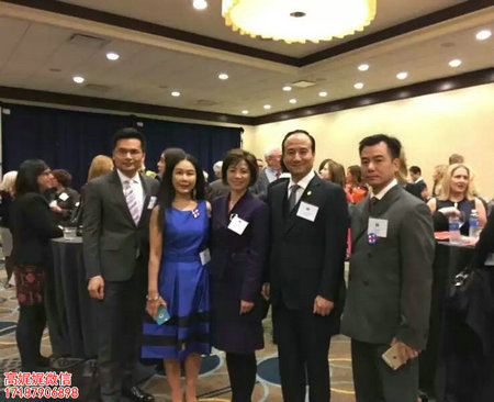 高娓娓:亲历希拉里私人见面会