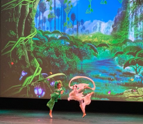 高娓娓:“流彩花韵——梁坤钿舞蹈专场演出”隆重亮相纽约林肯中心
