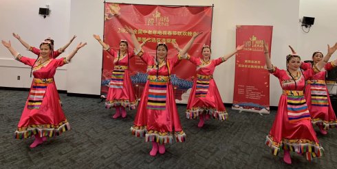 高娓娓:“2020全国中老年电视春节联欢晚会”美国总选区选拔赛新闻发布会在纽约举行